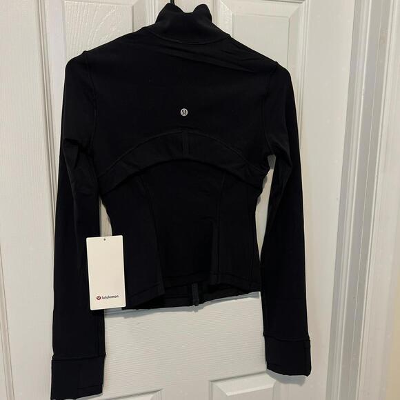 Lululemon Women's Black Jacket - Picture 3 of 4